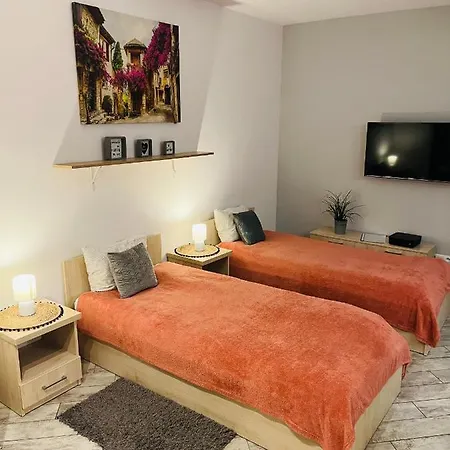 Apartament Na Pradze Varšava