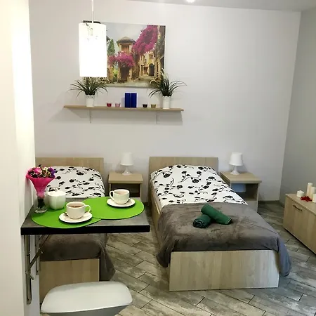 Lägenhet Apartament Na Pradze *