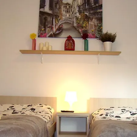 Lägenhet Apartament Na Pradze